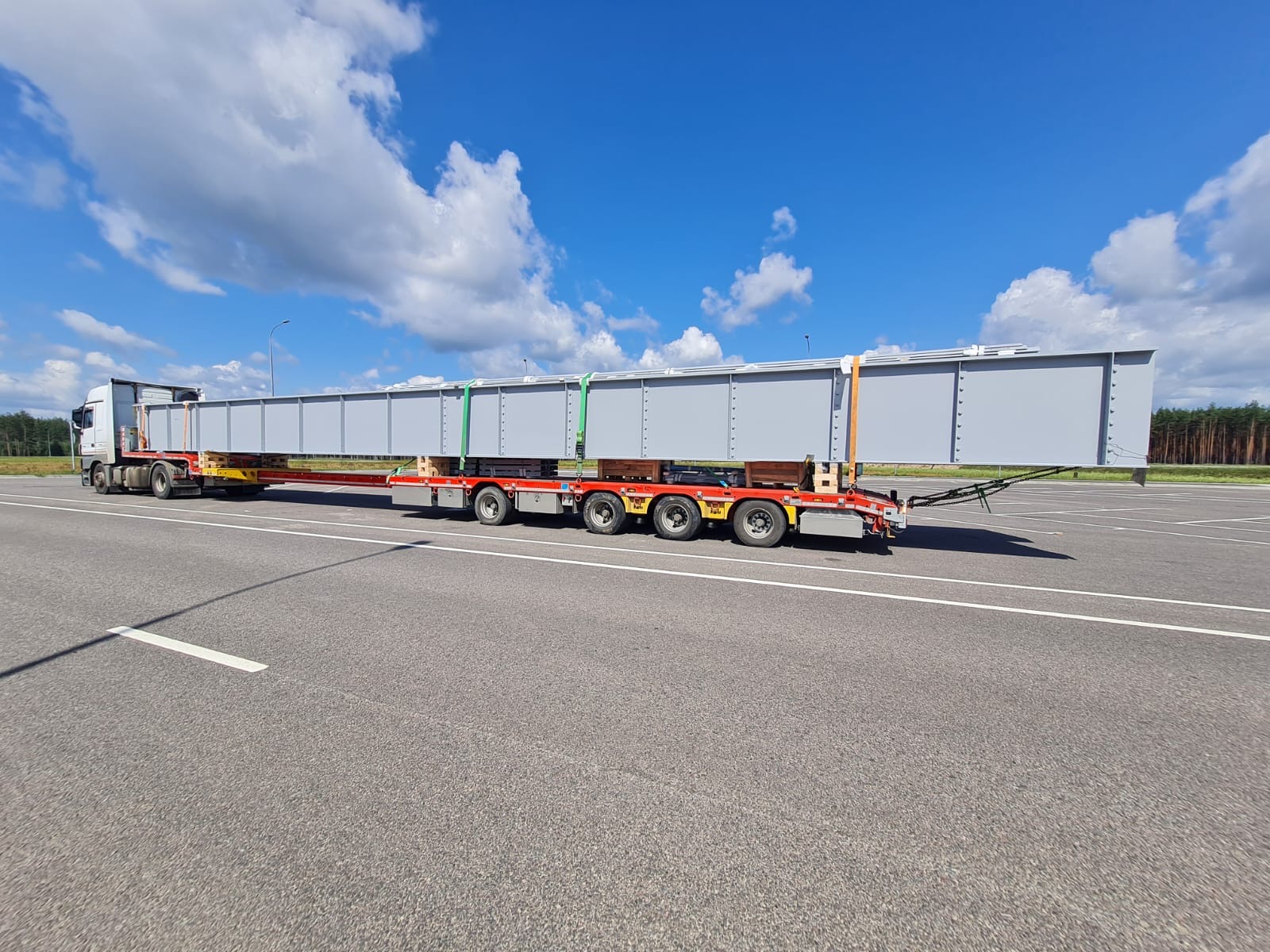 перевозка негабаритной балки на трале